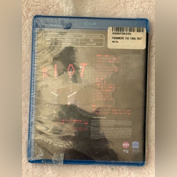 Paramore The Final Riot DVD - Picture 2 of 2